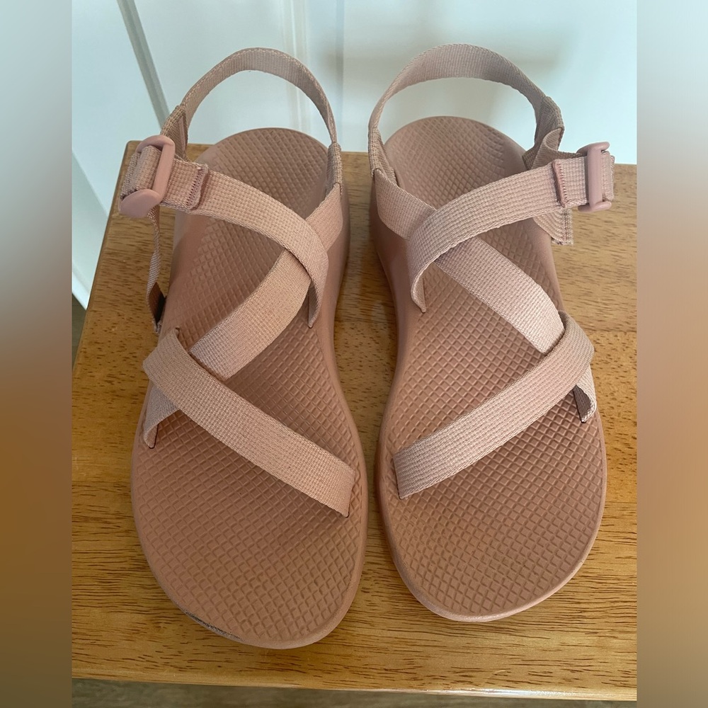 Womens Chaco Sandals 10